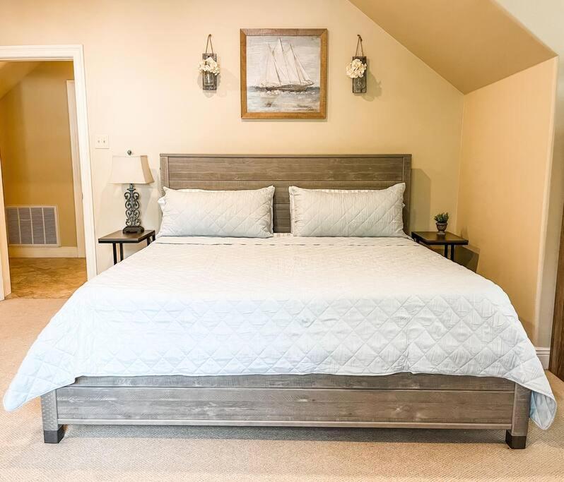 Pet Friendly Tranquil Cottage With Fire-Pit And Seasonal Hot Tub Sept-March Minutes To Beaches Dauphin Island Zewnętrze zdjęcie