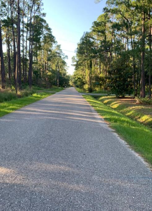 Pet Friendly Tranquil Cottage With Fire-Pit And Seasonal Hot Tub Sept-March Minutes To Beaches Dauphin Island Zewnętrze zdjęcie